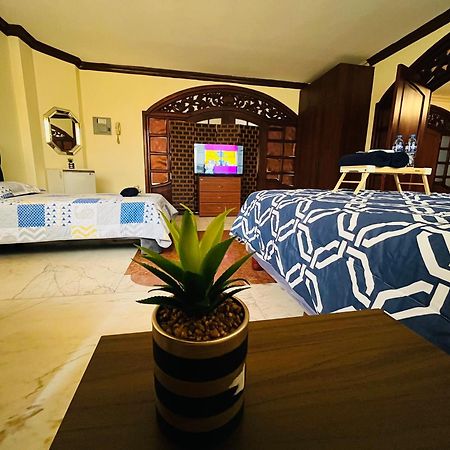 Mega Suite Junto Al San Marino Shopping Guayaquil Eksteriør bilde