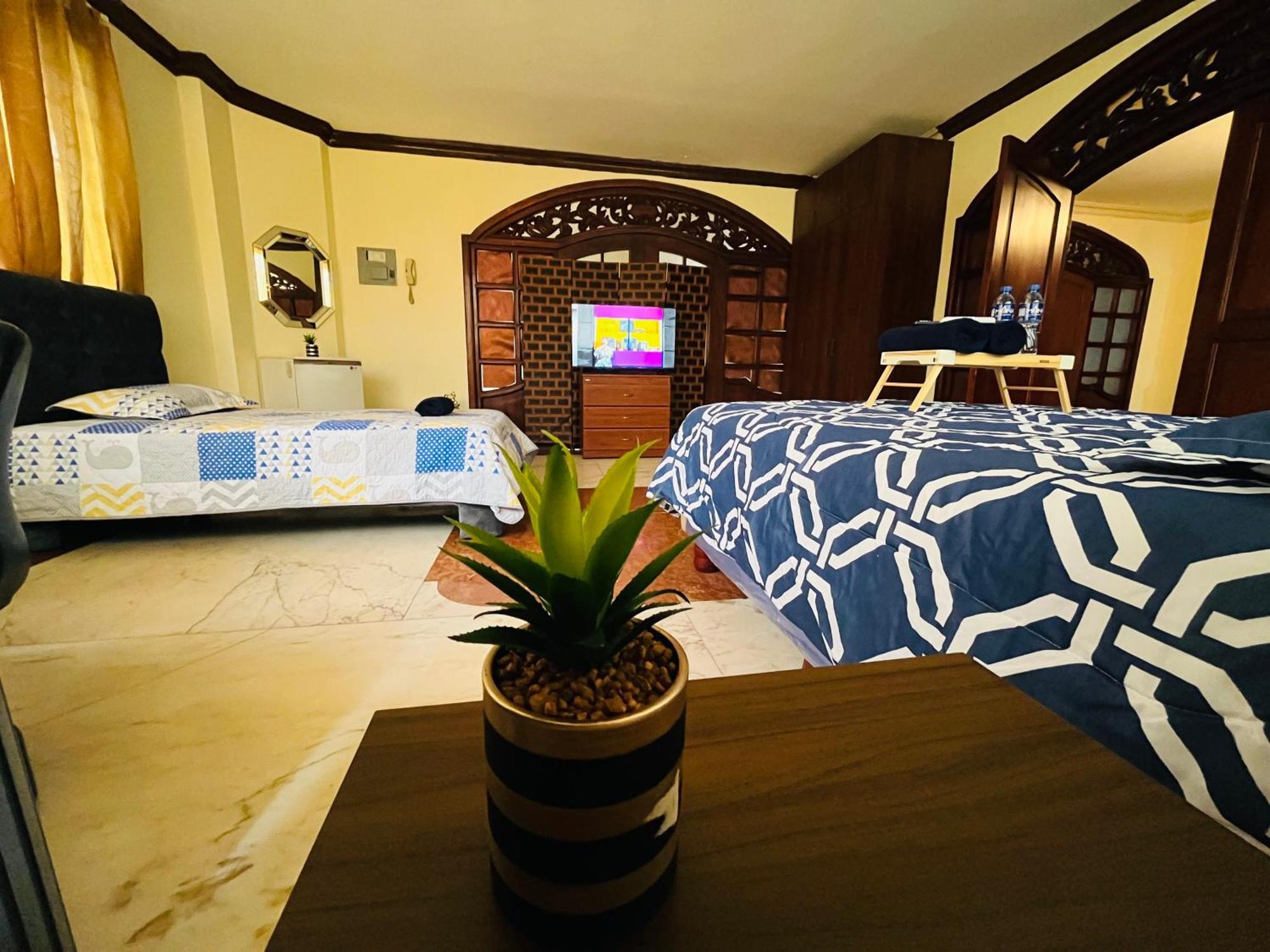 Mega Suite Junto Al San Marino Shopping Guayaquil Eksteriør bilde